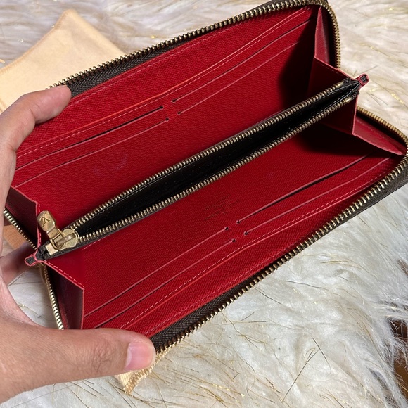 Louis Vuitton Authentic Zippy zip Clemence long DE wallet with duster only - Picture 8 of 16